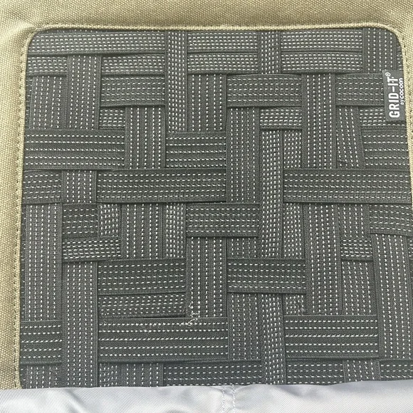Cocoon Canvas Laptop Backback - Picture 5 of 11